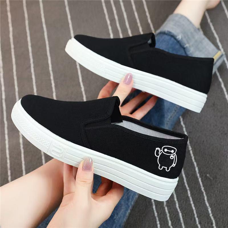 2026 Women s Korean Style Slip-On Canvas Shoes - Thick Sole Casual White Sneakers for Spring & Autumn 39