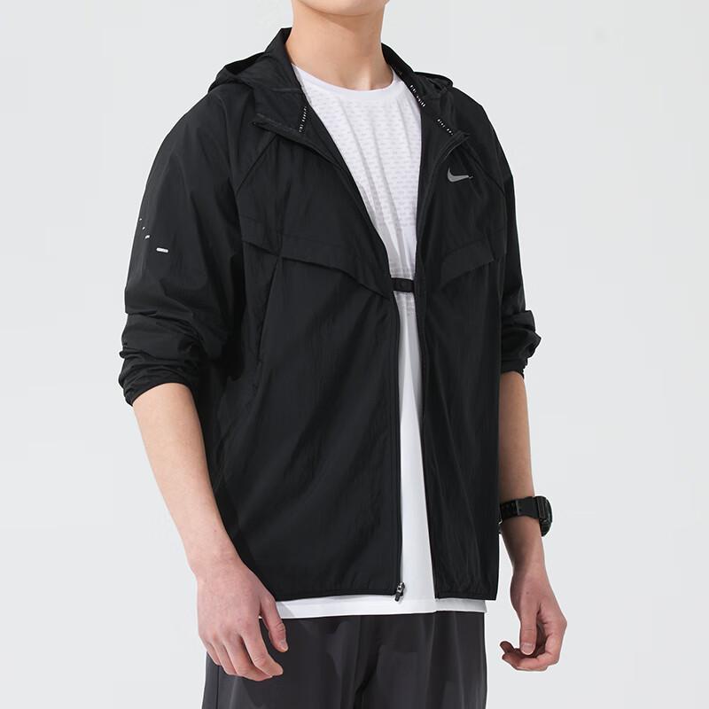 Мужская тканая куртка с капюшоном Nike HV4549-010 M чёрный