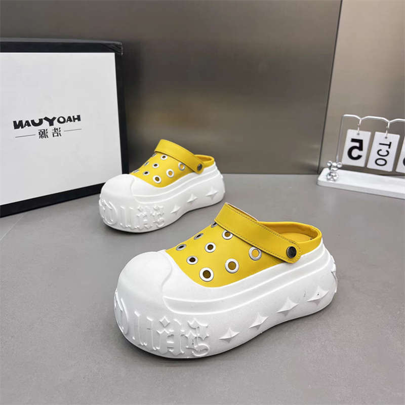 Thick-soled big-headed small casual board shoes 2025 summer ugly cute Korean version canvas shoes heightening bag head cool slippers