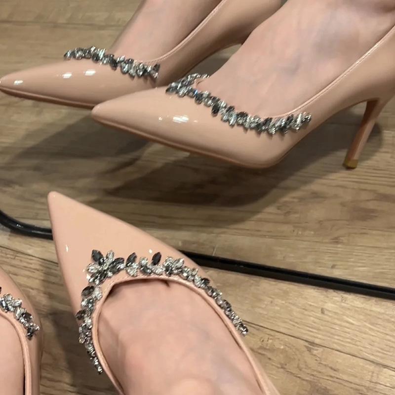 Autumn/Winter 2025 Black Patent Leather Pointed-Toe Rhinestone Stiletto Heels for Bridesmaids and Socialites