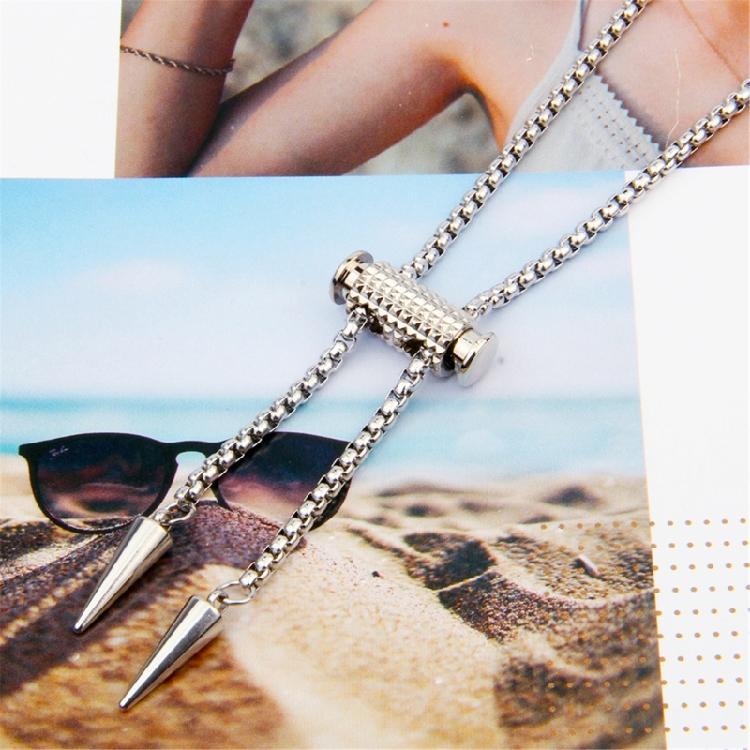 Fashion Forward Slidling Tapered Pendant Neck Chain Fashion Necklace For Creative Daily And Effortless Wear
