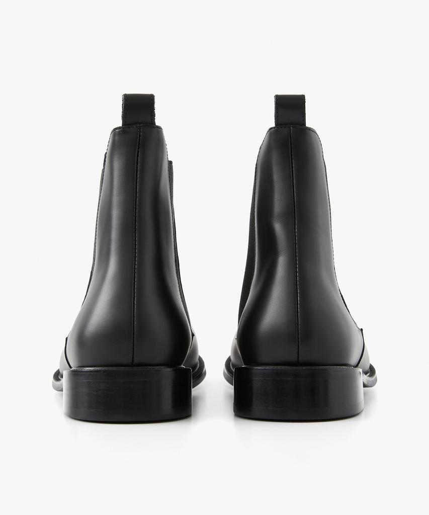 Romantic Move New Tampere Chelsea Boots R17M077 (Black)