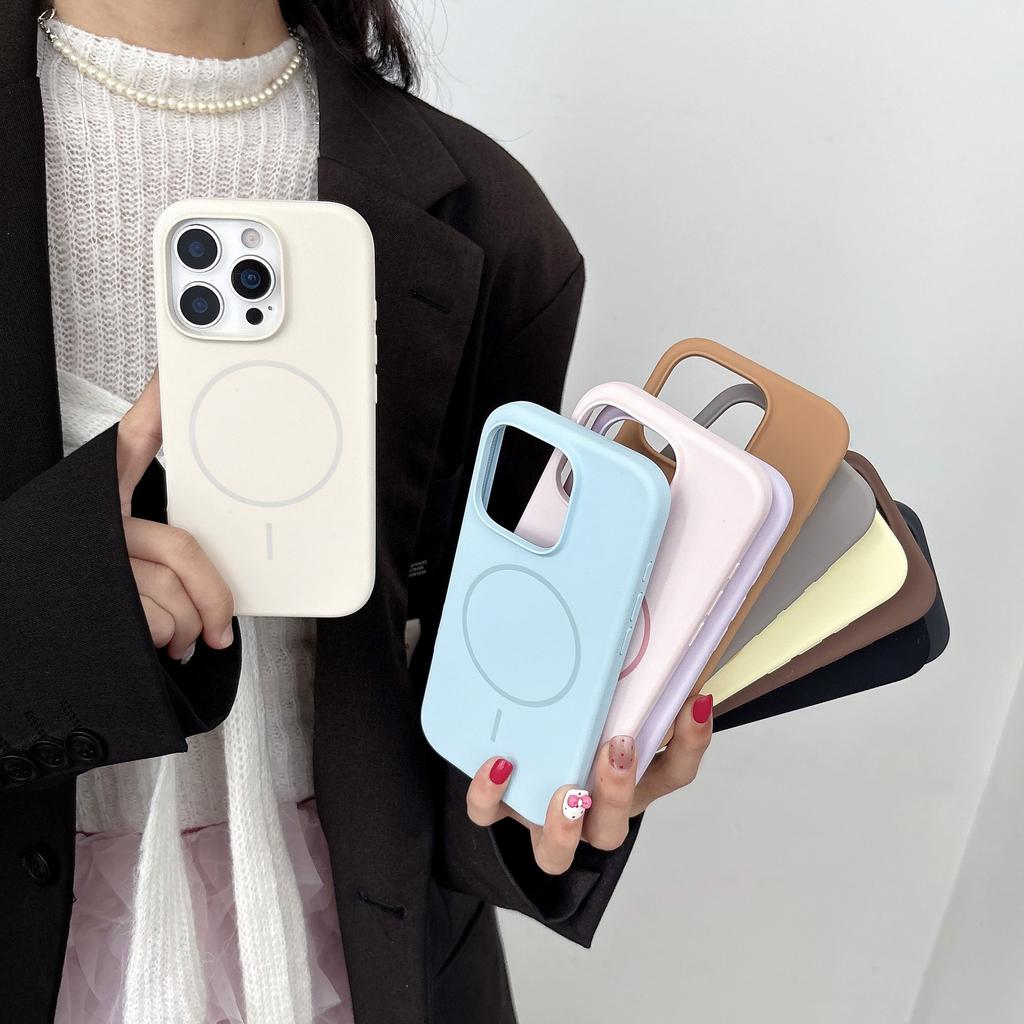 Soft Liquid Silicone Phone Case for Magsafe Mag Safe iPhone 17 Air 16 15 Plus 14 13 Pro Max Magnetic Shockproof Protective Phone Cover Accessories