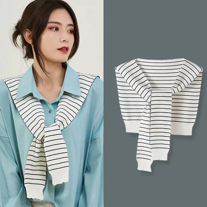 Winter-Umhang für Damen Koreanischer Stil Neuer Frühjahrs- und Herbst-Falscher Kragen Dünner Gestrickter Schal aus gestreifter Wolle Doppelt verwendbarer Schal