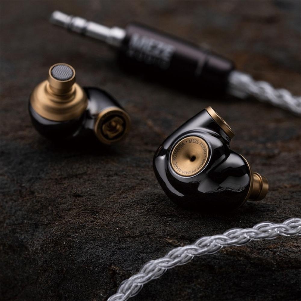 Meze Audio Versiegelte dynamische In-Ear-Monitor-Ohrhörer Advar