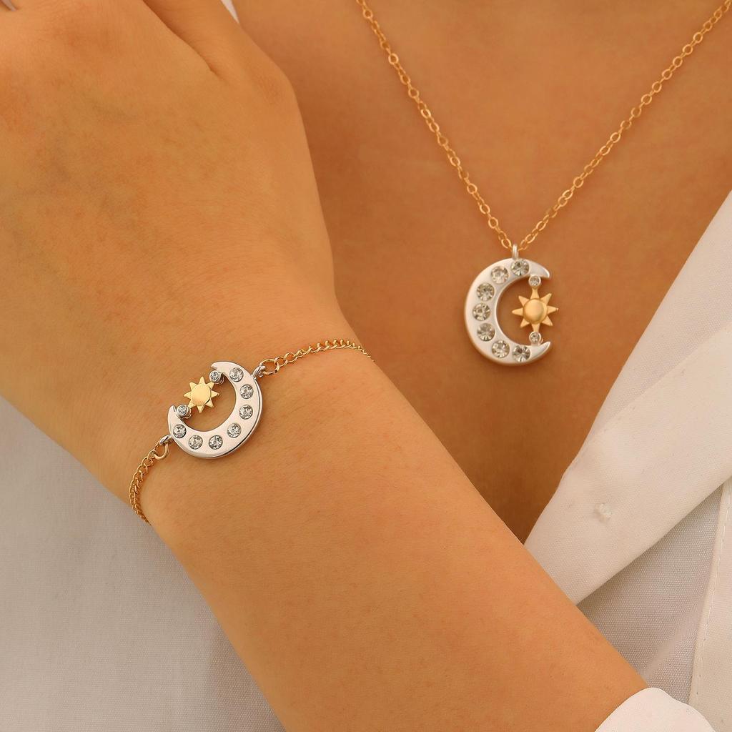 Elegant Moon Sun Pendant Necklace - High-End European and American Style Clavicle Chain for Women