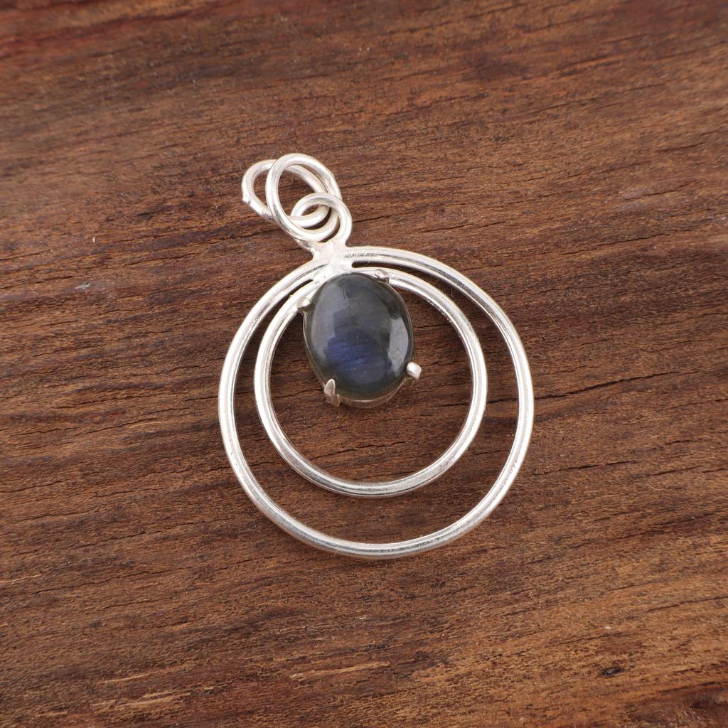 Labradorite Pendant, Handmade Gemstone 925 Sterling Silver Pendant Dainty Jewelry, For Gift Silver Jewelry