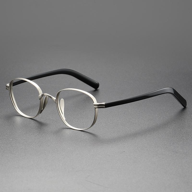 Ultra Light Titanium Eyeglass Frame Retro Square Men's And Women's Eyeglass Frame Designer Optical Prescription Frame
