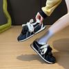 2025 little white shoes women's spring new Korean version ins female students leisure sports versatile Forrest Gump shoes street shot thick sole
