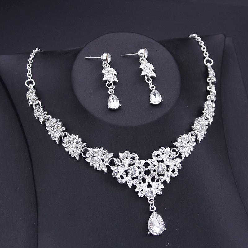 Luxusní sady malých korunkových šperků Svatební diadémy náhrdelník náušnice sada princezna Girls Party Prom Nevěsta Sada šperků
