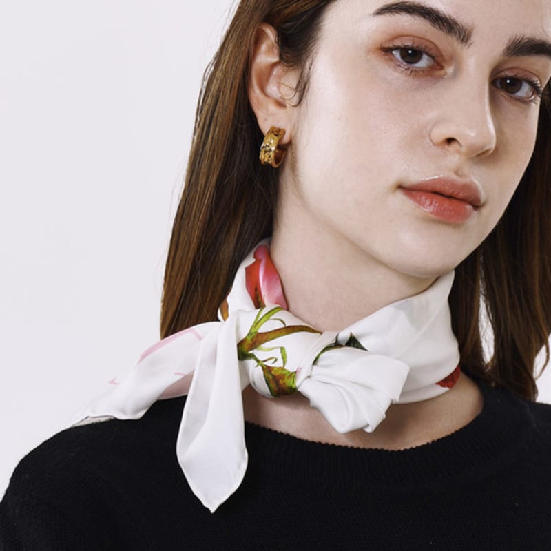 ONSZ floral lettering silk scarf