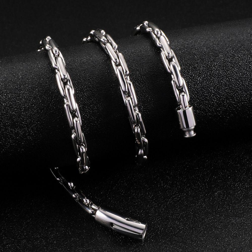 Men's Trendy 304 Stainless Steel Oval Necklace - Simple, Fashionable, Versatile.