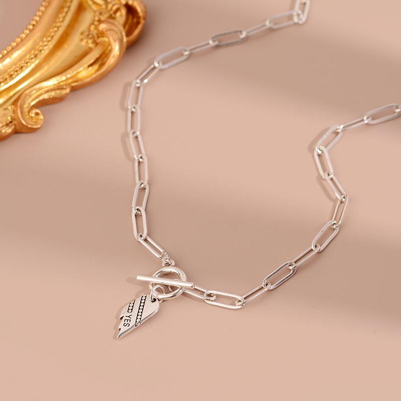 Irregular Square Brand Personalized Small Fragrance Necklace Female Niche Design Sense Light Luxury Simple Sweater Chain