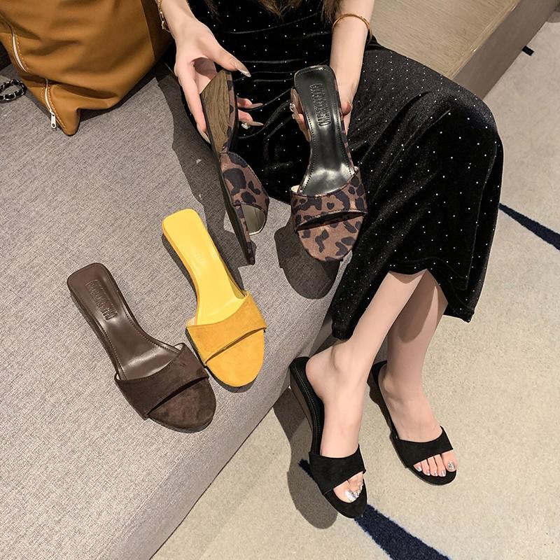 Fashion Summer New Style Women Slipper Fashion Low Wedge Heels Ladies Elegant Slides Open Toe Outdoor Dress Sandals Shoes Zapatos Mujer