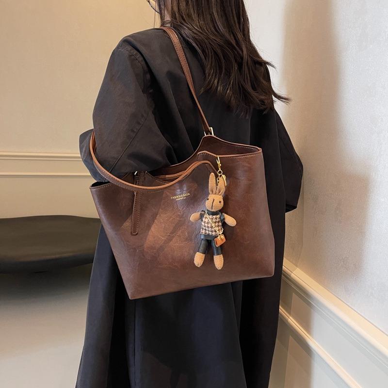 Large Capacity Retro Underarm Bag Women's New Trendy Fashion Shoulder Large Bag Casual Class Commuter Tote Bag