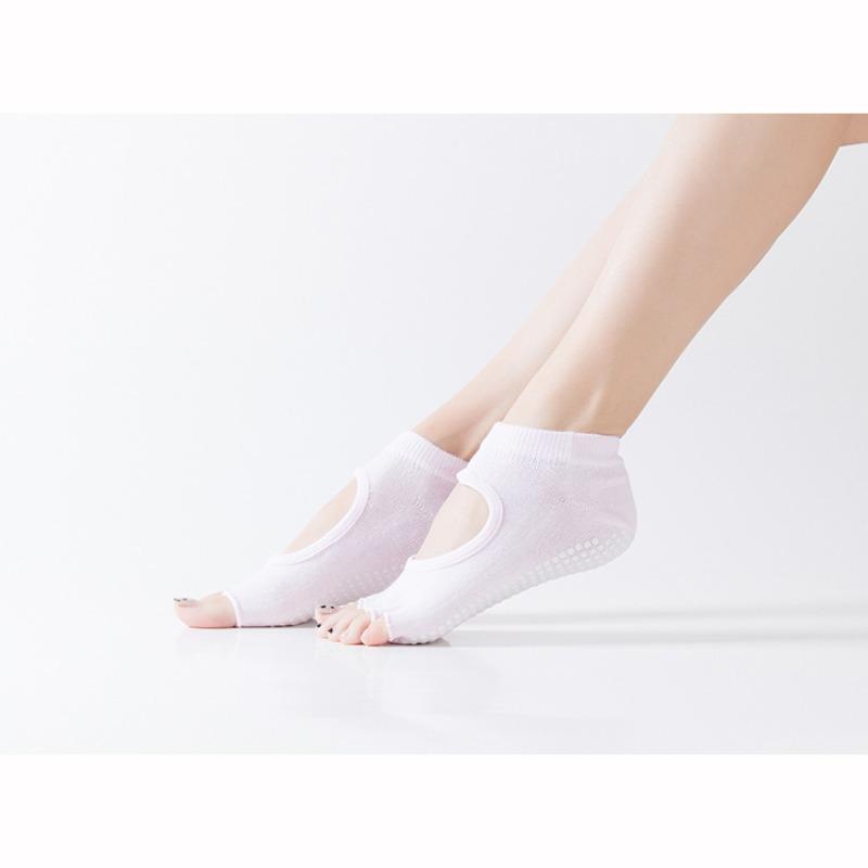 Women Five Toe Backless Pilates Socks Non Slip Fitness Workout Yoga Socks Ladies Breathable Sports Ballet Dance Slippers Gym