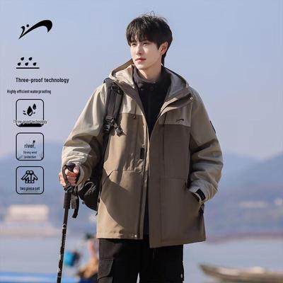 מעילים וג'קטים – מעילים