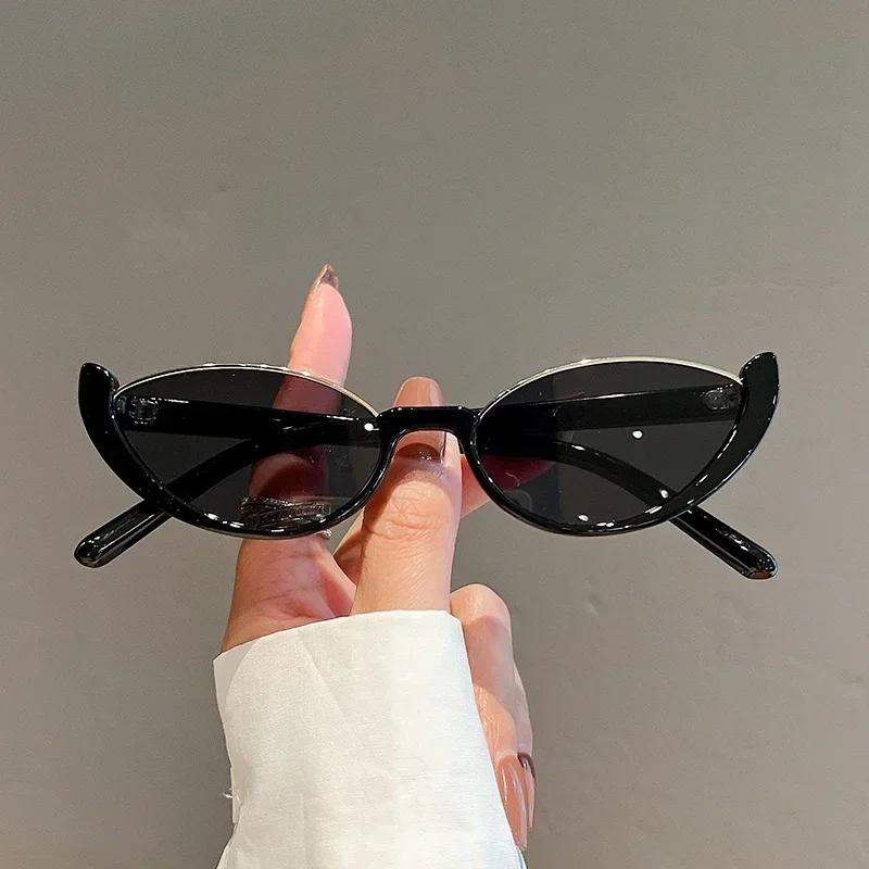 

Y2K Womens Vintage Half Spectacle Frame Frame Sun Glasses Glasses Personalized Cats Eye Small Sunglasses Fashionable Hip-hop Outdoor Uv400 as picture