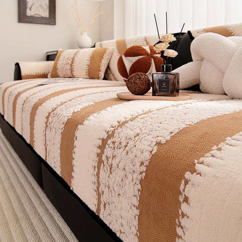 

Осень и зима Плюшевый кожаный чехол на подушку для дивана Простой современный чехол Ткань Одеяло Нескользящий Новый чехол на сиденье Защита от кошачьих когтей 70*70cm