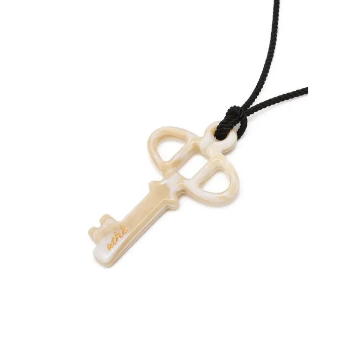 [DOUBLE A] Ivory Key Necklace and Keyring Charm AAHO6E730IV