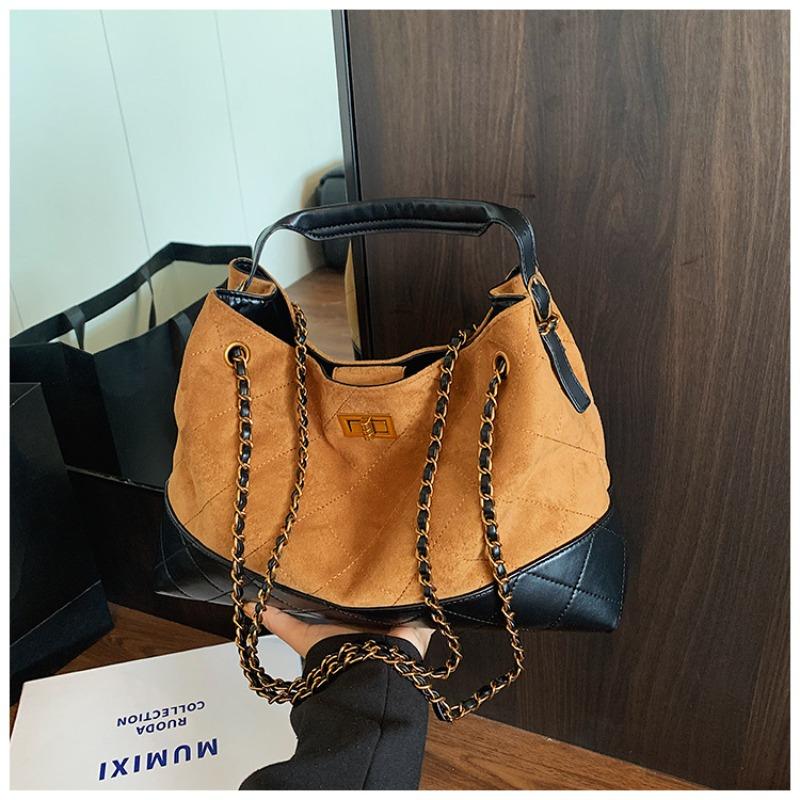 Large capacity bag women's summer new leisure chain shoulder messenger bag texture commuter tote bag