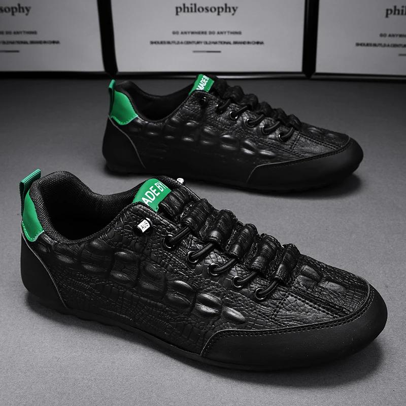 Fashion 2024 New Cheap Loafers For Men Shoes Casual Vulcanized Sneakers Trend Korean Men Shoes Leather Slip On Men Boats Shoes Moccasins