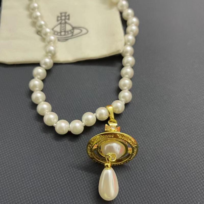 Kaiserinwitwe Cixi Vivienne 3D Perlenkette: Eleganter Damen Saturn Wassertropfen Design