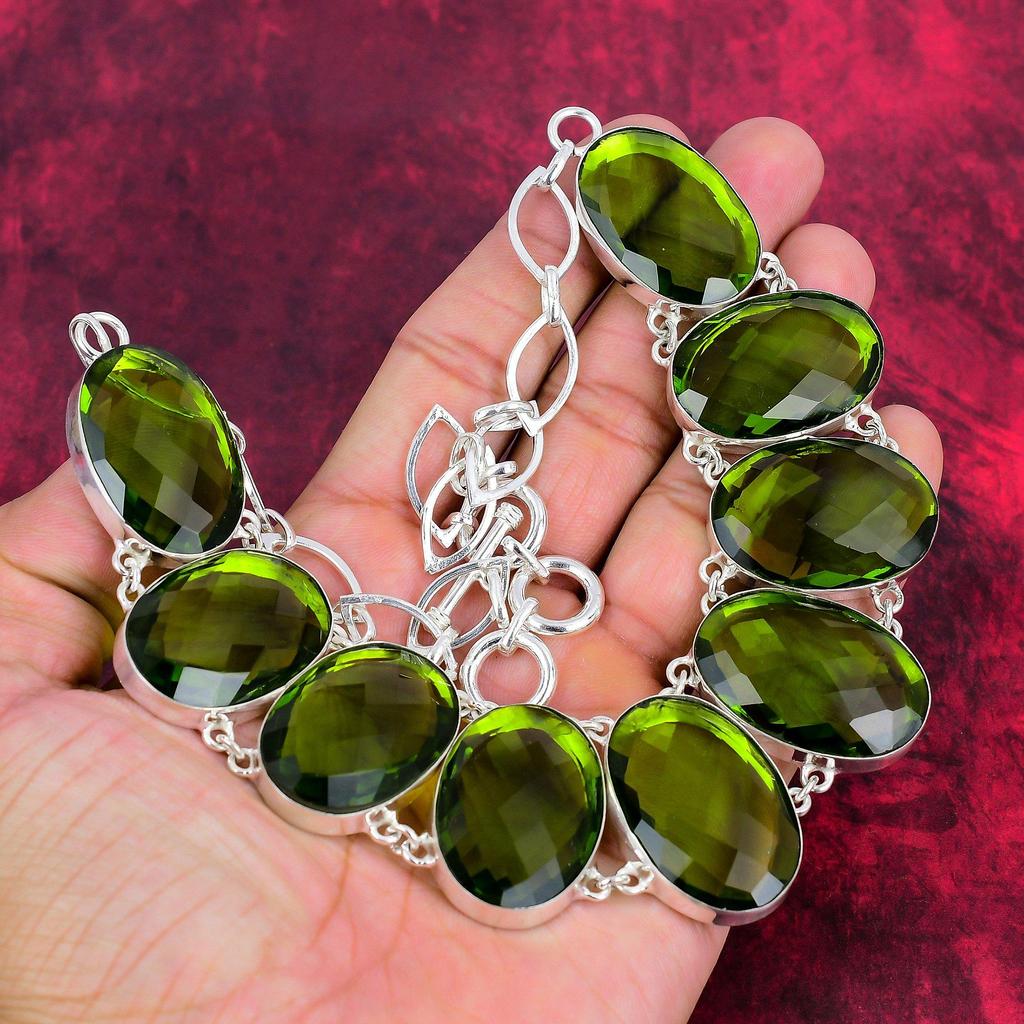 Facettierte Peridot-Halskette aus 925er Sterlingsilber mit verstellbarer Kette, handgefertigte Edelstein-Schmuckkette zum Gedenktag