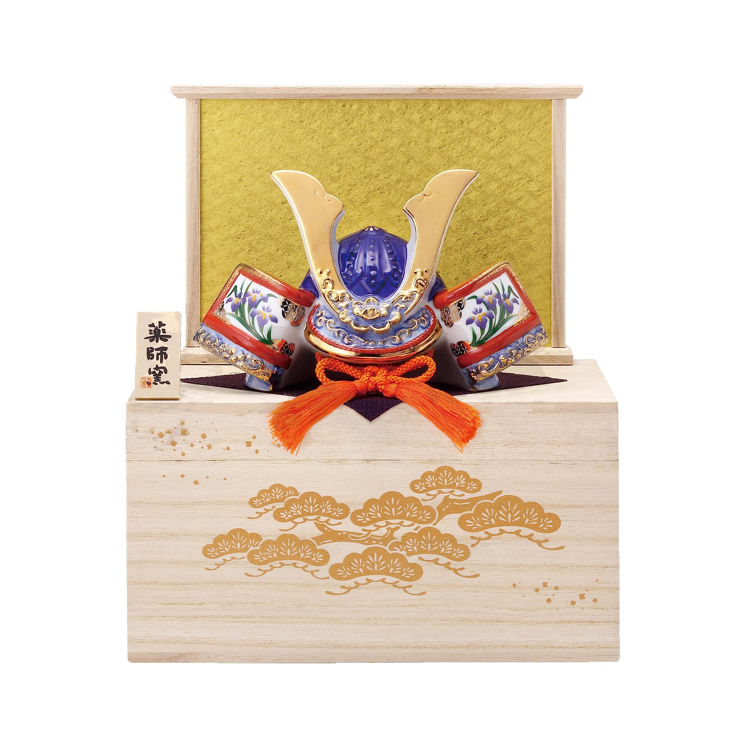 

May Made in Success Helmet with Storage Paulownia [Yakushigama] Doll, Japan, Boys Festival, Mini, Compact, Palm-sized, Ceramic, Somenishiki, (Shobu