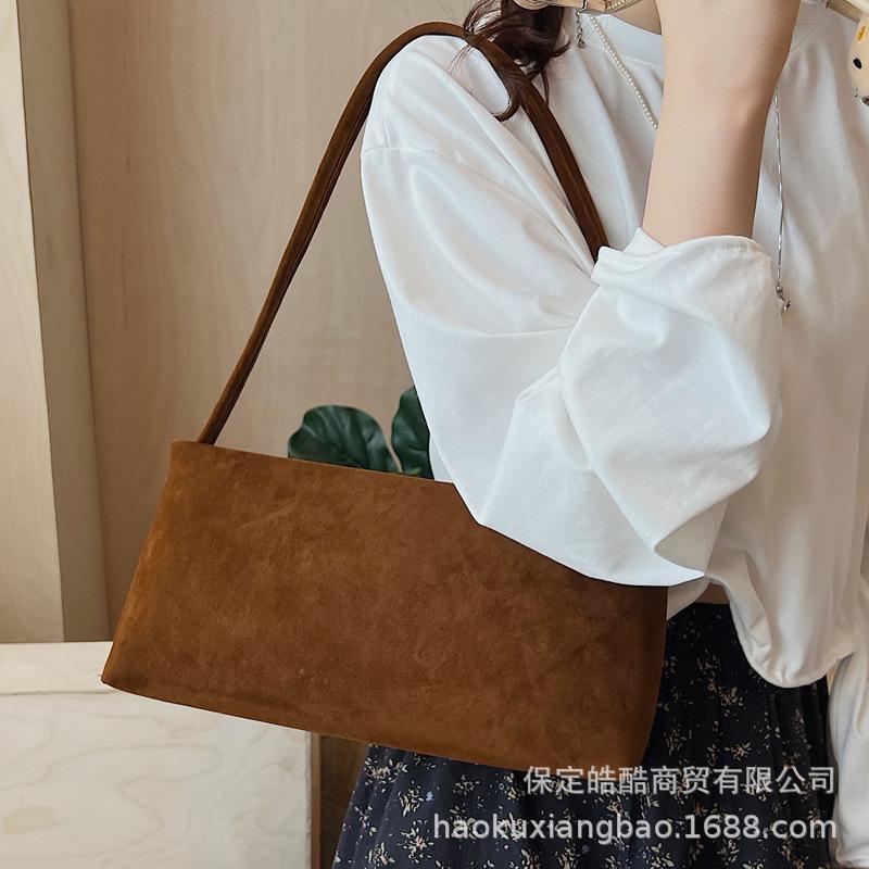 Underarm Bag Women's Autumn and Winter Versatile 2025 New Fashion Niche Design Shoulder Messenger Bag High-end Baguette Bag