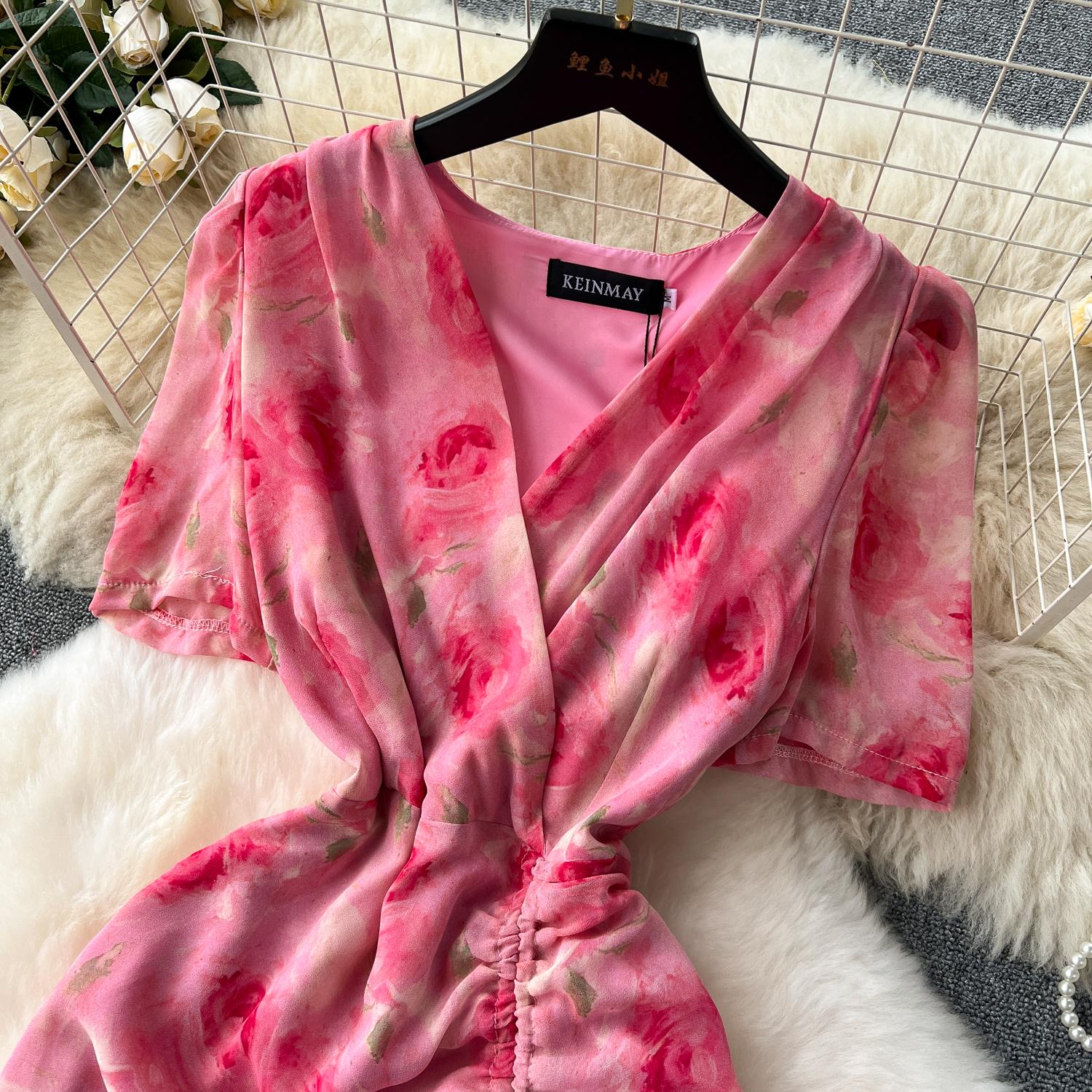 Французское темпераментное длинное платье с v-образным вырезом на талии и цветочным — фото 14