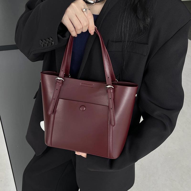 Genuine Leather Women's Bag A Small Luxury Style Simple Casual Shoulder Handbag