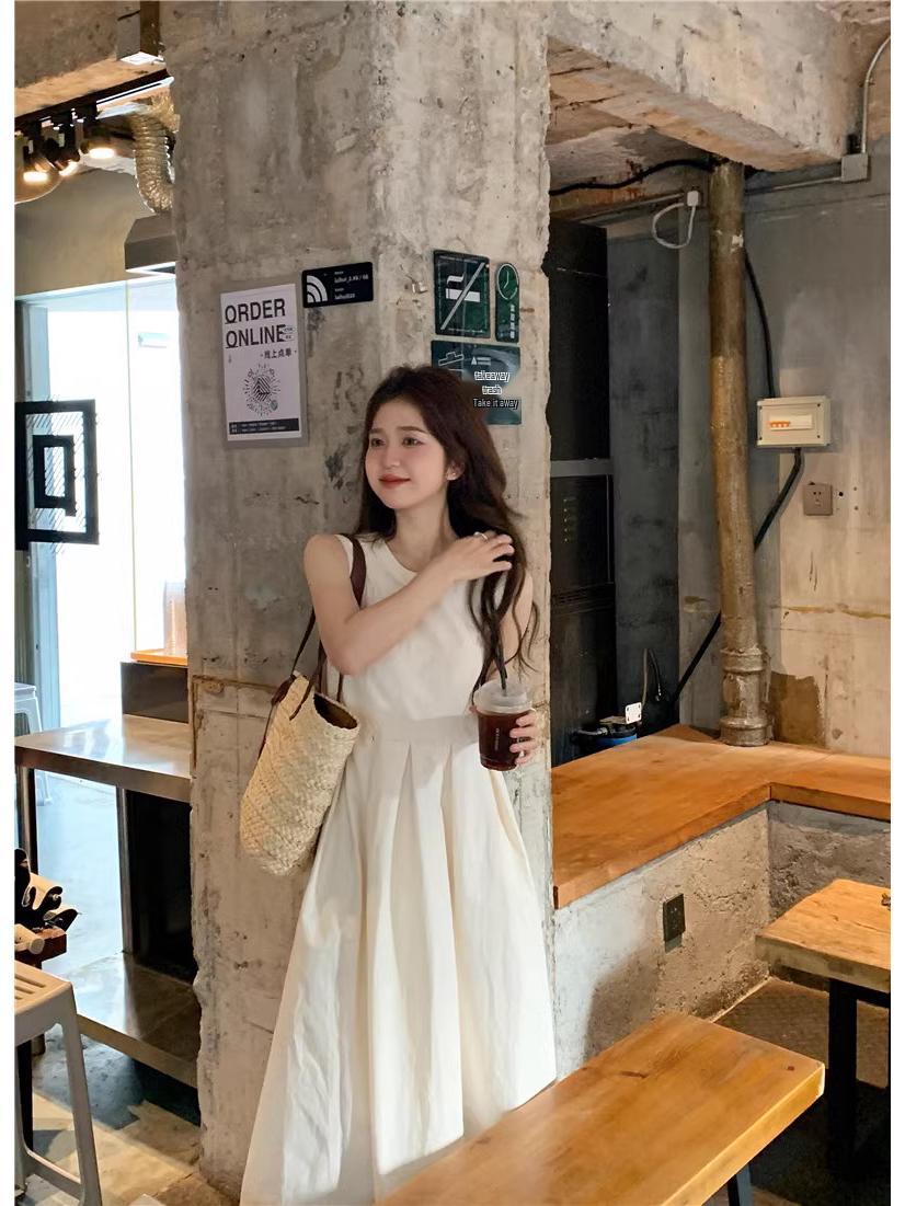 

Летнее платье-жилет 2025 в французском минималистичном стиле, с эффектом похудения, большого размера - Повседневная женская одежда, стиль интернет-знаменитости 2XL (Recommended 135-150 Jin)