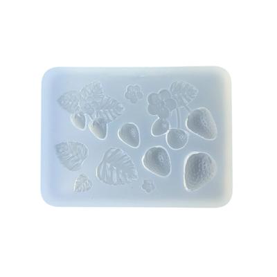 Flexible Silicone Mould for Strawberry Pendant Crafting Sturdy and Easy To Use Accessory for Personalize Decoration