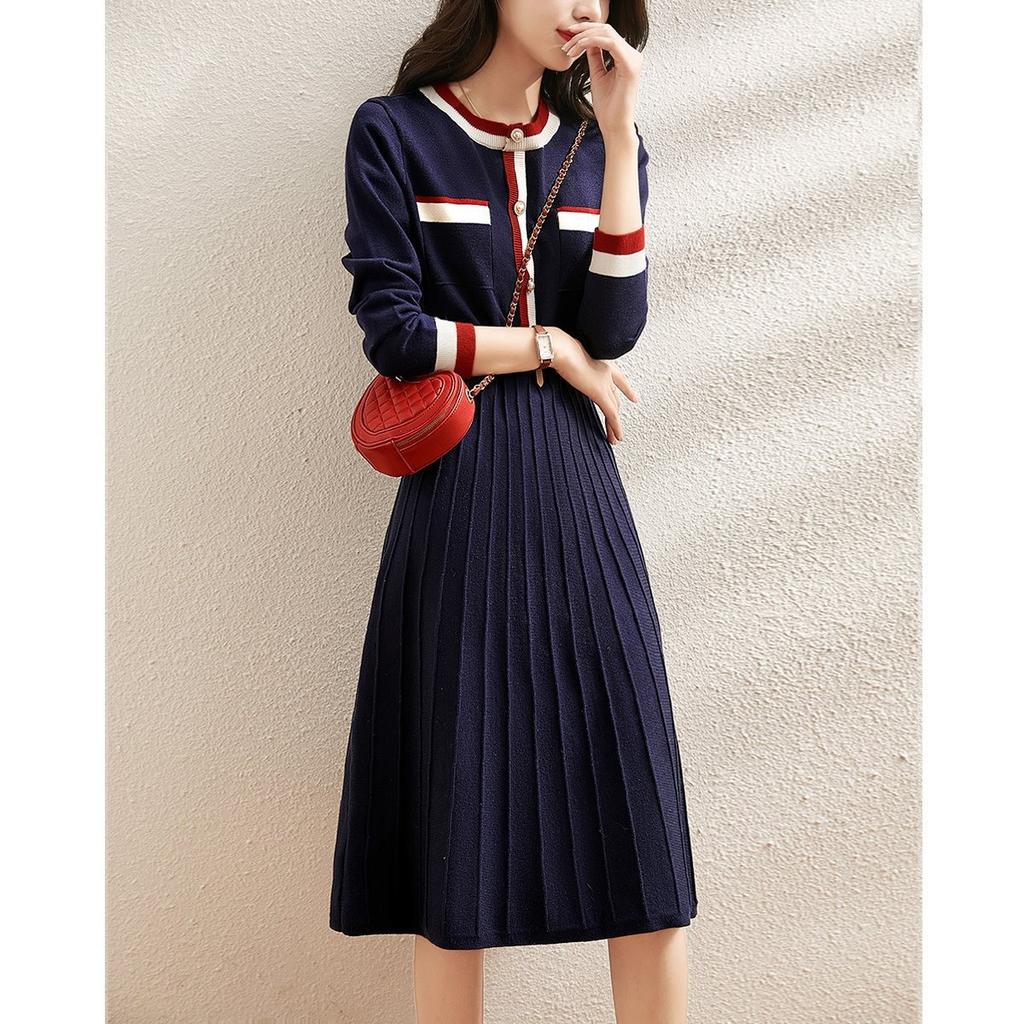 New Autumn Style Small Fragrance Style Knitted Waist-hugging Pleated Black Skirt Versatile Retro Base Dress