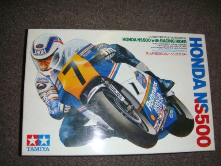 

Tamiya NS500 Racing Rider 1/12 & (1/12 Мотоцикл 14050)
