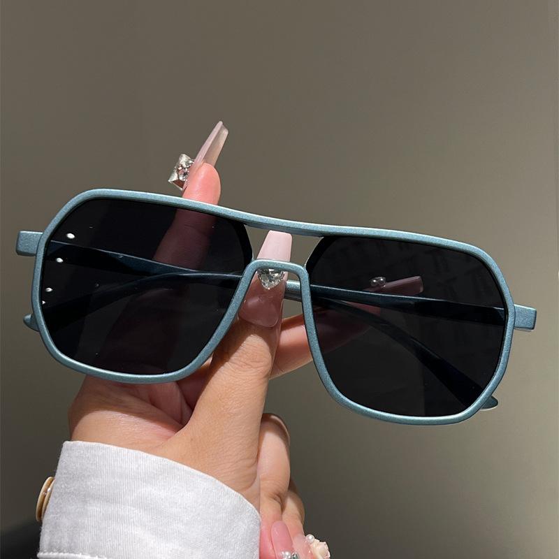 New Vintage Square Sunglasses Women Men Brand Rectangle Sun Glasses Female Oval Eyewear for Male Female Eyeglasses
