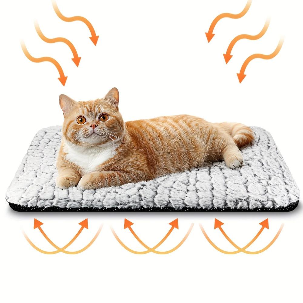 Washable Self Heating Pet Pad Soft Winter Thermal Blanket Pet Heating Pad  for Indoor Outdoor