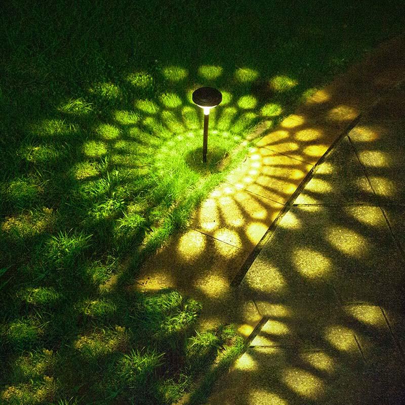 Xuan Yong Dual Mode Solar Lawn & Garden Light
