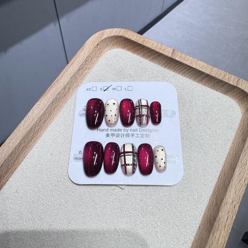 Handmade Thai-Style Press-On Nails Short Red Cat Eye Acrylic Tips Women Christmas New Festive Look