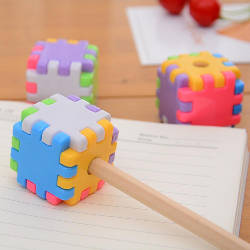 

Children Pencil Sharpener Manual Assembly Puzzle Innovative Building Block Plastic Stationery Eyebrow Pencil Tool Random Color #1