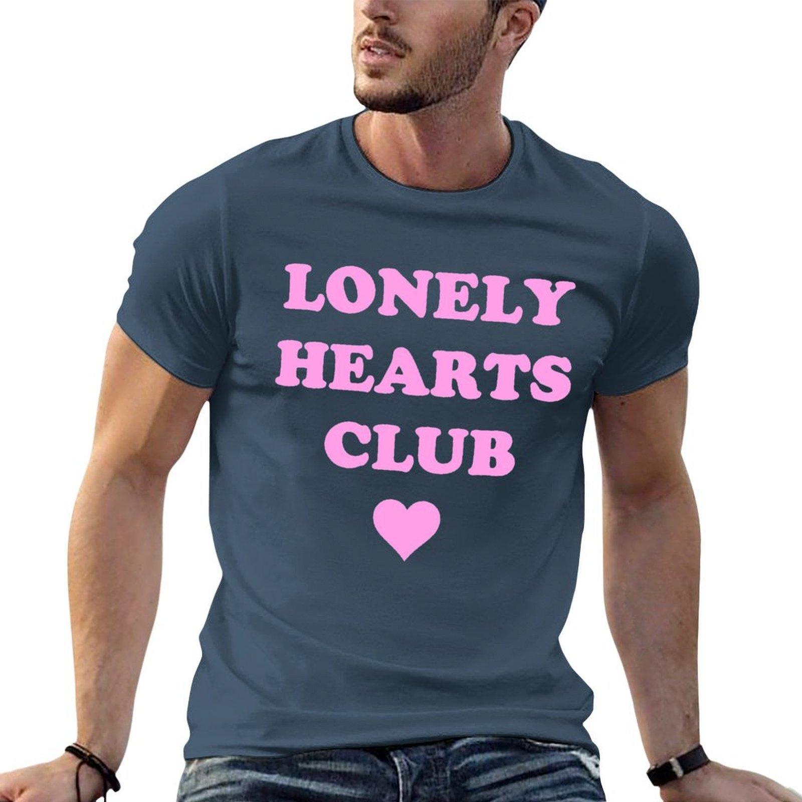 Lonely Hearts Club Tshirt Retro Graphic Print Tshirt S