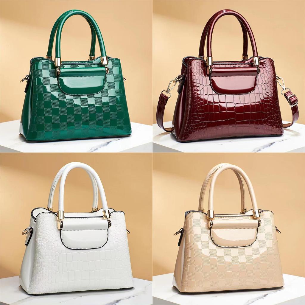Stone Grain Genuine Leather Small Crossbody Bag With Inner Pocket For Casual Wear