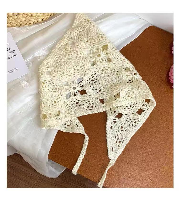 Ju Jingyi Style Cute Knitted Triangle Headscarf for Women