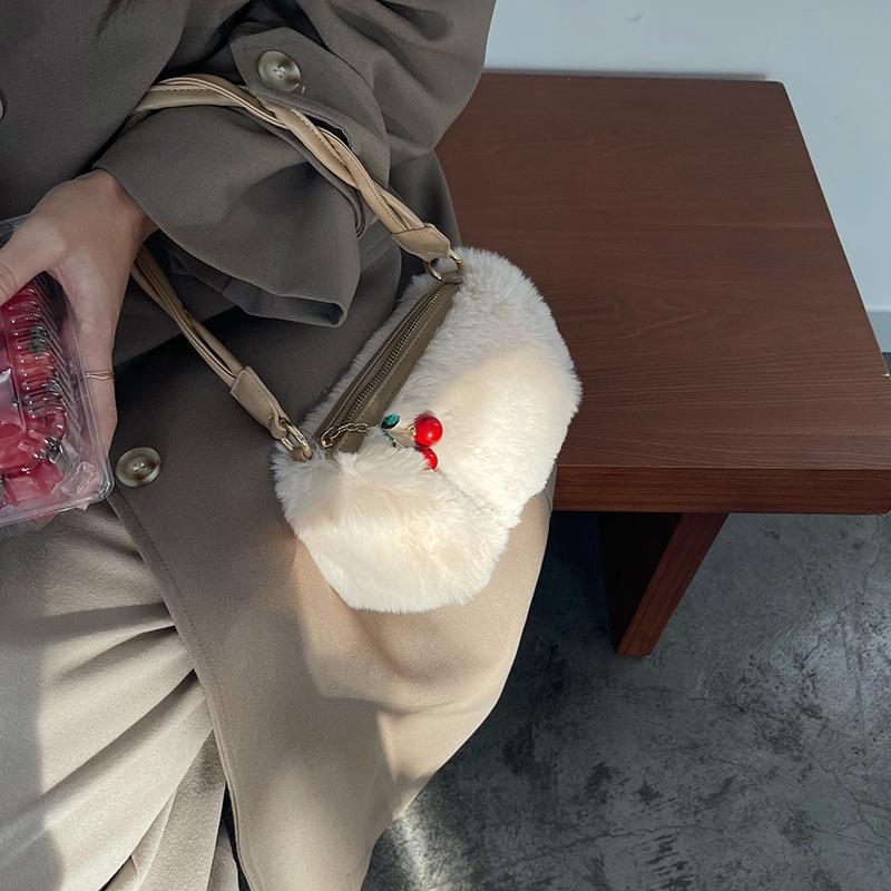 New Niche Design Cherry Fur Bag Fluffy Chain Bag Knitted Handheld Crossbody Bag for Women