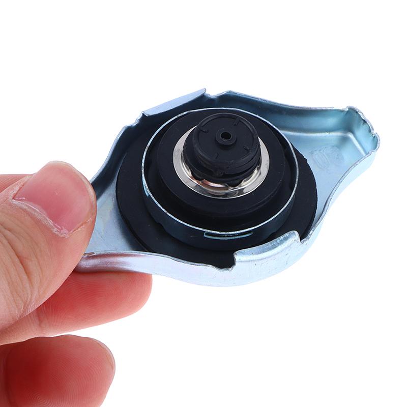 Medium Radiator Water Tank Cover Car Truck Generator Radiator Cap Pressure 0.9