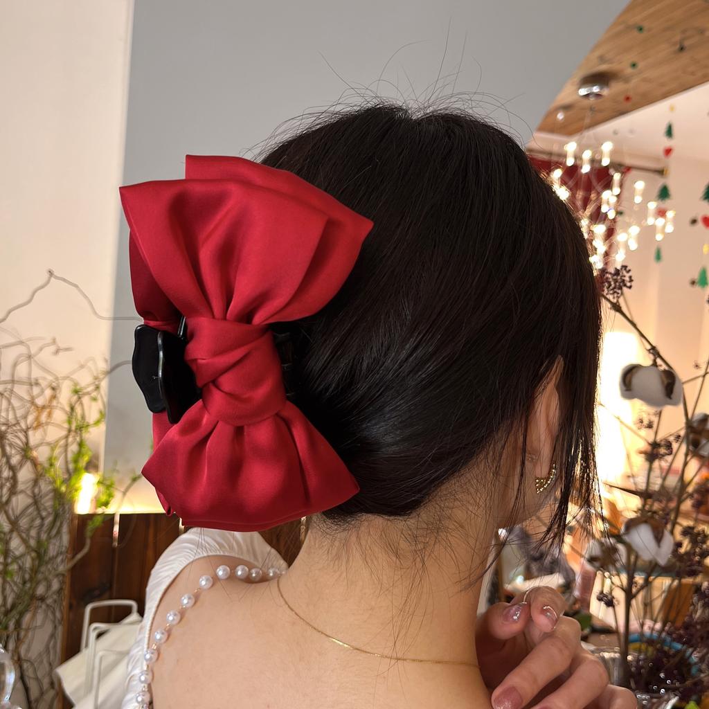 New Large Satin Bow Claw Clips For Women Fashion Hair Claw Hair Clamps Girls Hairpins Sweet Headwear Barrette Hair Accessories