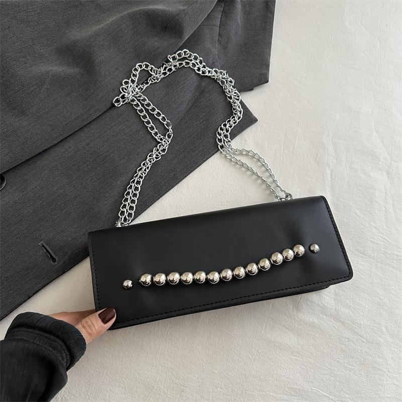 Contemporary Womens Small Square Crossbody Bag With Unique Stitching And Soft Texture чёрный