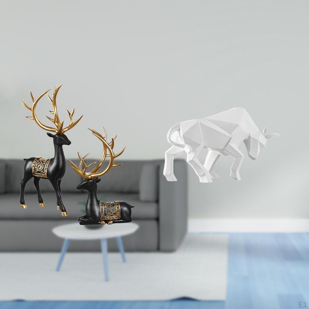 Reindeer Bull Resin Sculpture Collection Elk Deer Figurine Animal Modern Abstract Statue Ornament