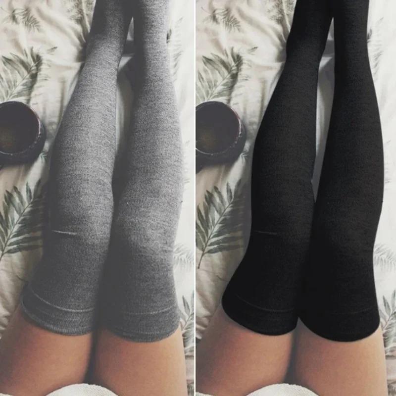 Calcetines largos sexys de color liso, negros y blancos, para mujer, por encima de la rodilla, hasta el muslo, cálidos, estilo Lolita